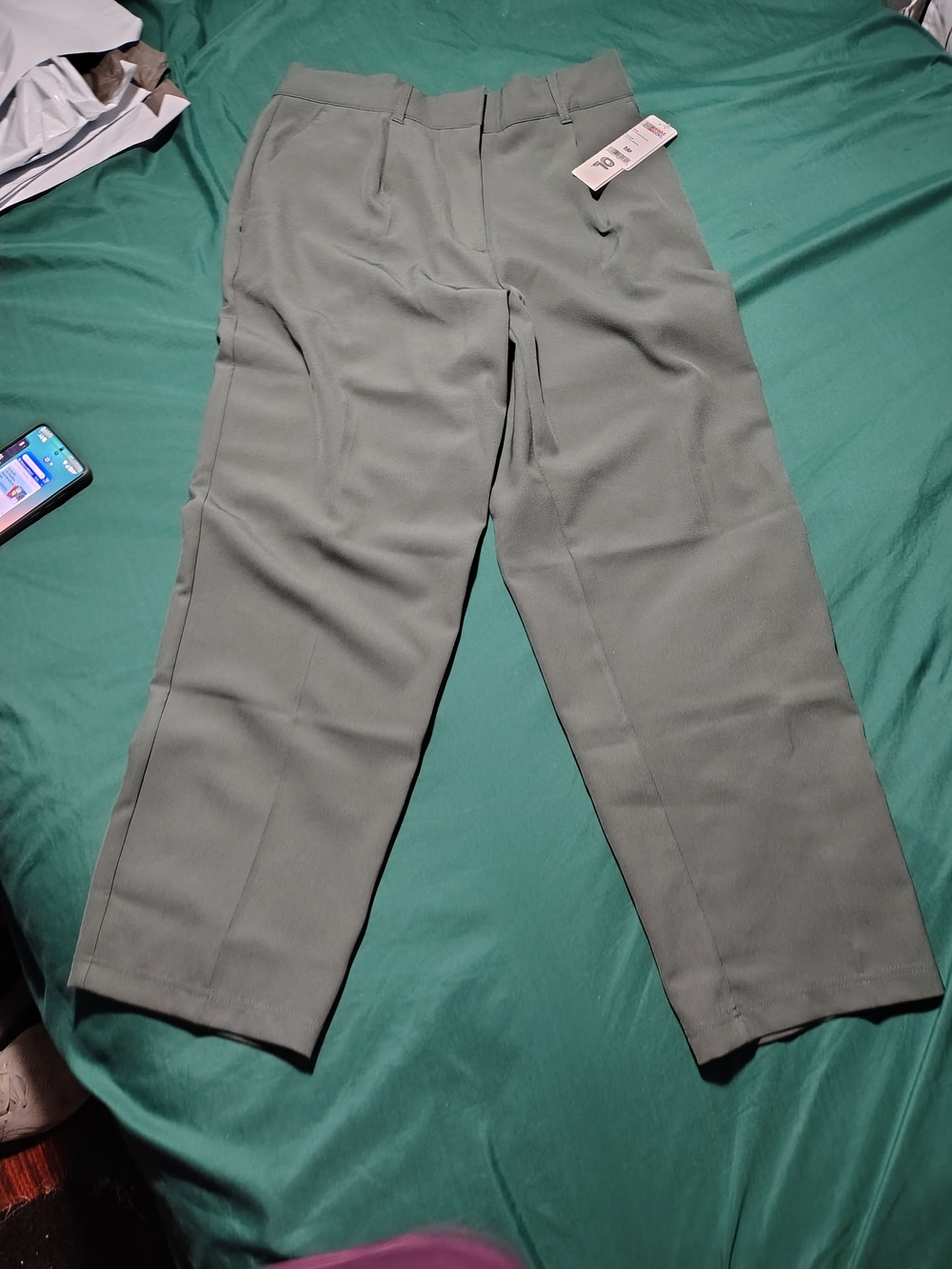 32 Degrees Women's Straight-Leg Dress Pants in Sage Green